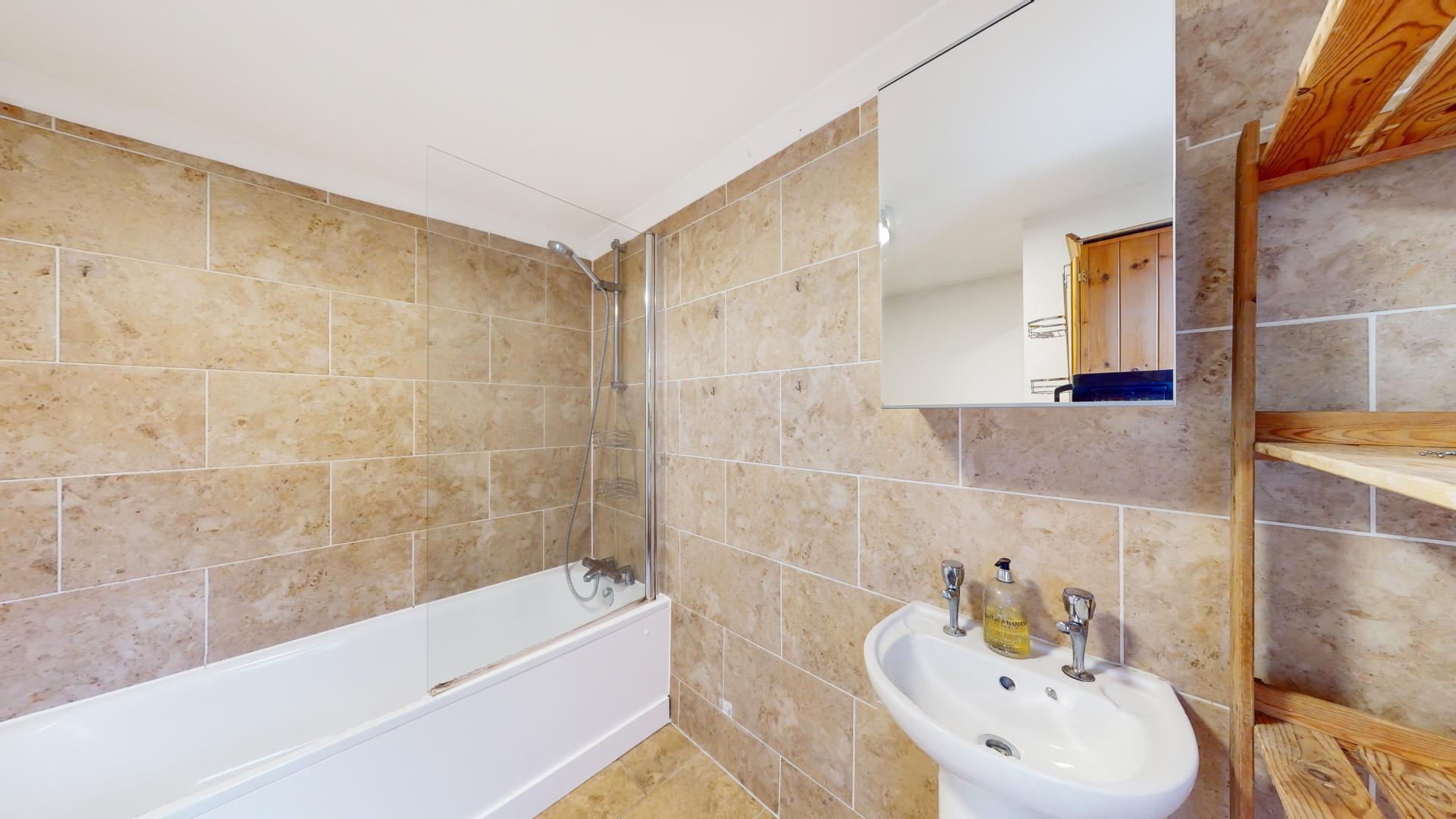 Modern Sharers Apartment Stanley Gardens, Willesden Green